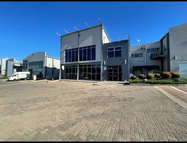 1,318M² WAREHOUSE TO LET IN HALFWAY HOUSE